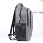 ⁦حقيبة مدرسية 18 انش لون سكني⁩ - الصورة ⁦3⁩