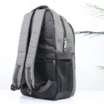 ⁦حقيبة مدرسية 18 انش لون سكني⁩ - الصورة ⁦5⁩