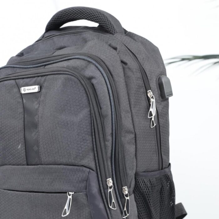 ⁦حقيبة مدرسية 18 انش لون أسود⁩ - الصورة ⁦5⁩