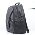 ⁦حقيبة مدرسية 18 انش لون أسود⁩ - الصورة ⁦3⁩