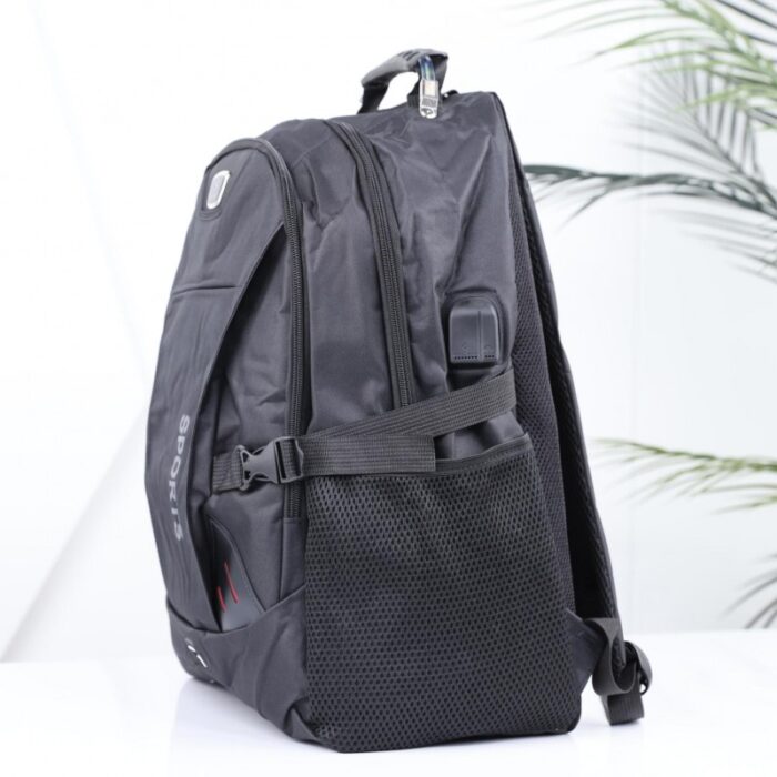 ⁦حقيبة مدرسية 18 انش لون أسود⁩ - الصورة ⁦4⁩