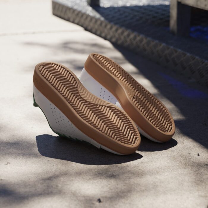 ⁦adidas Men's Advantage 2.0 Shoes - White- حذاء اديداس ادفانتج 2.0 للرجال لون أبيض وأخضر⁩ - الصورة ⁦23⁩