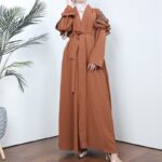 ⁦عباية مفتوحة مع أحجار زركون على الكتف لون بني⁩ - الصورة ⁦16⁩