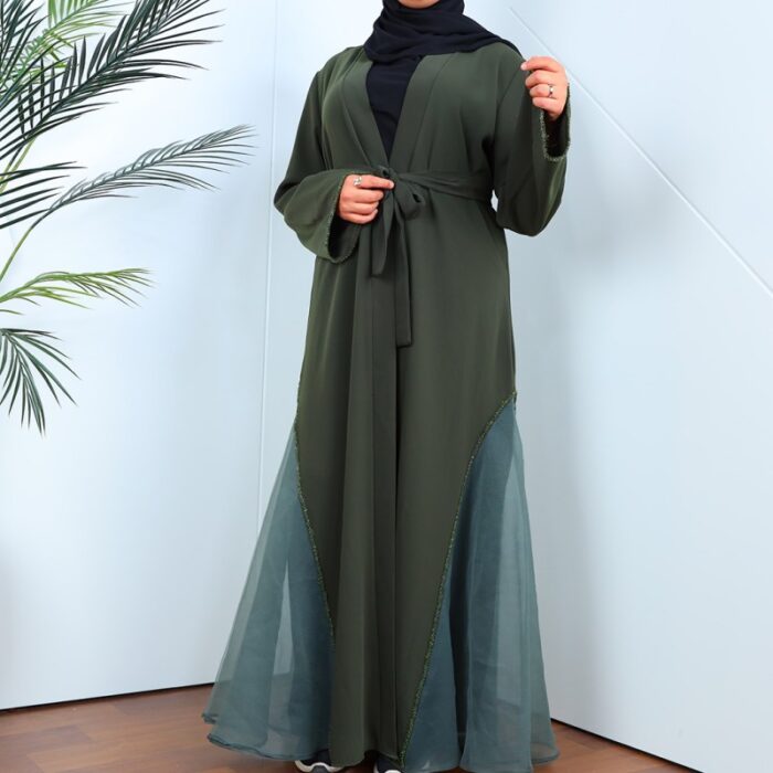 ⁦عباية مفتوحة بتصميم شيفون من الأسفل لون زيتي⁩ - الصورة ⁦2⁩