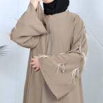 ⁦عباية للنساء مع سحاب قصير لون بيج⁩ - الصورة ⁦7⁩