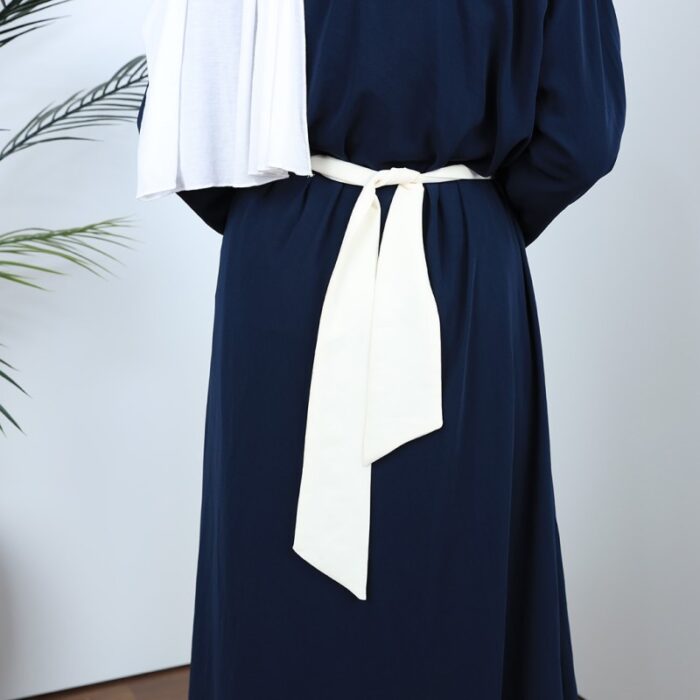 ⁦عباية مفتوحة لون كحلي بتصميم لولو على أطراف الكم⁩ - الصورة ⁦10⁩