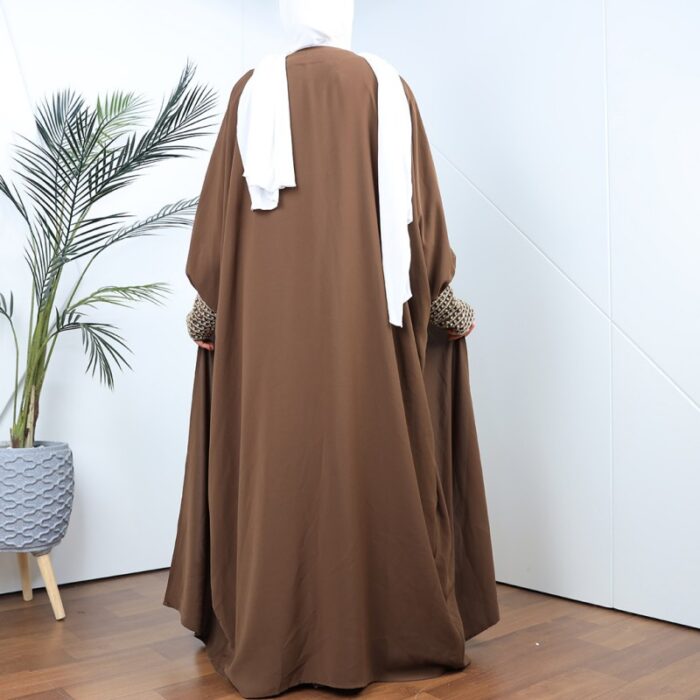 ⁦عباية مفتوحة بتصميم خرز من الأمام لون بني⁩ - الصورة ⁦14⁩