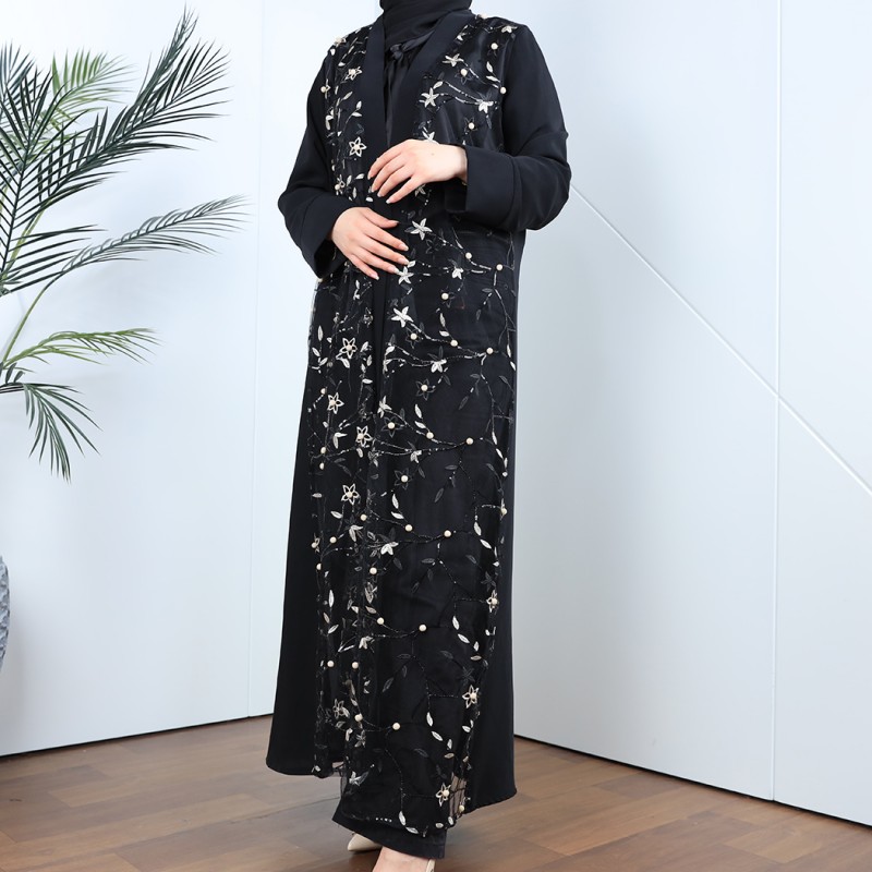 ⁦عباية مفتوحة بتصميم شيفون وتطريز من الأمام لون أسود⁩ - الصورة ⁦1⁩