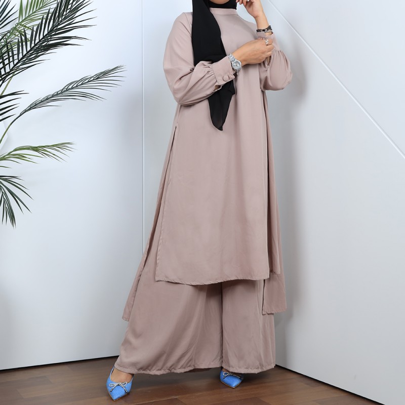 ⁦طقم شرعي قطعتين لون بيج⁩ - الصورة ⁦1⁩