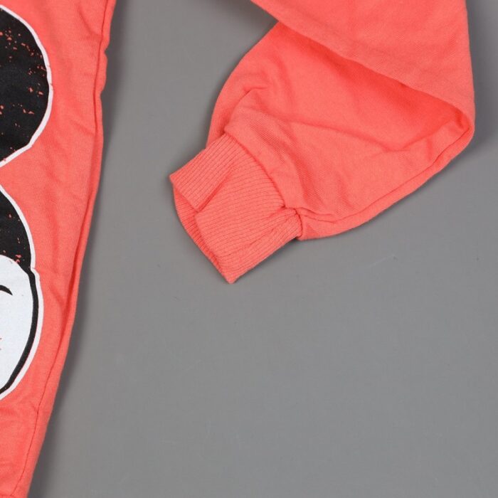 ⁦طقم (بلوزة كم بطاقية مع بنطلون) بتصميم رسوم ميكي ماوس للأطفال لون زهري وأسود⁩ - الصورة ⁦5⁩