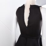 ⁦فستان قصير مخطط بالعرض لون أسود⁩ - الصورة ⁦13⁩