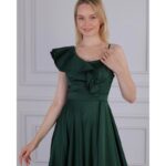 فستان طويل لون أخضر