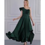 ⁦فستان طويل لون أخضر⁩ - الصورة ⁦3⁩