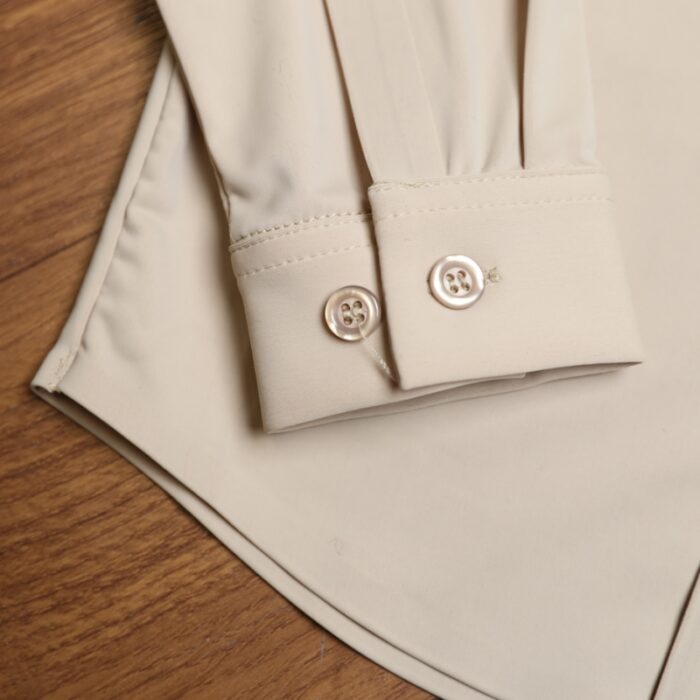 ⁦قميص بدون قبه بأكمام طويلة للأطفال لون بيج⁩ - الصورة ⁦3⁩