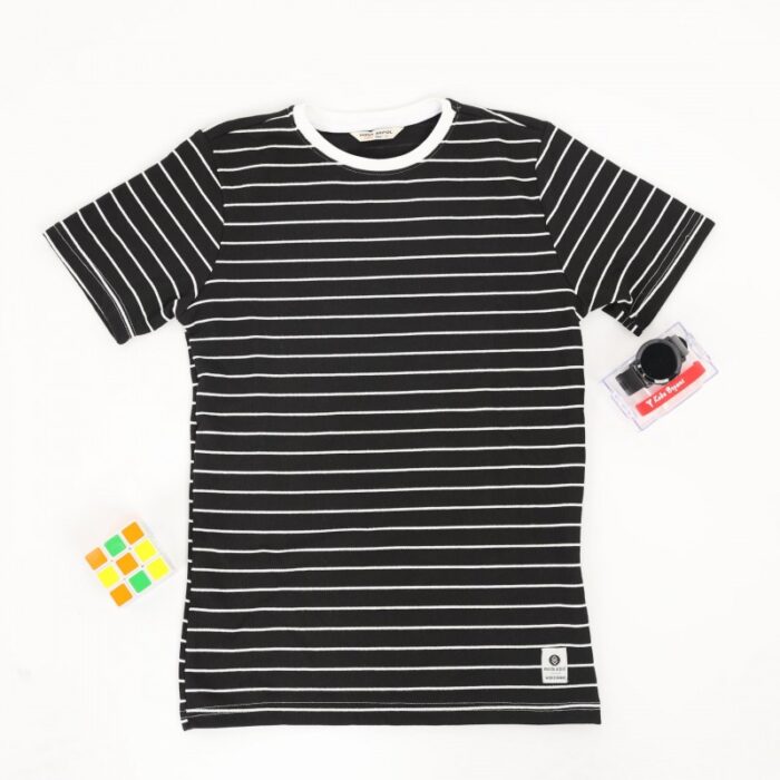 1033752219_67dc6bc99e729 بلوزة بأكمام قصيرة لون مخطط ابيض - الصورة 1