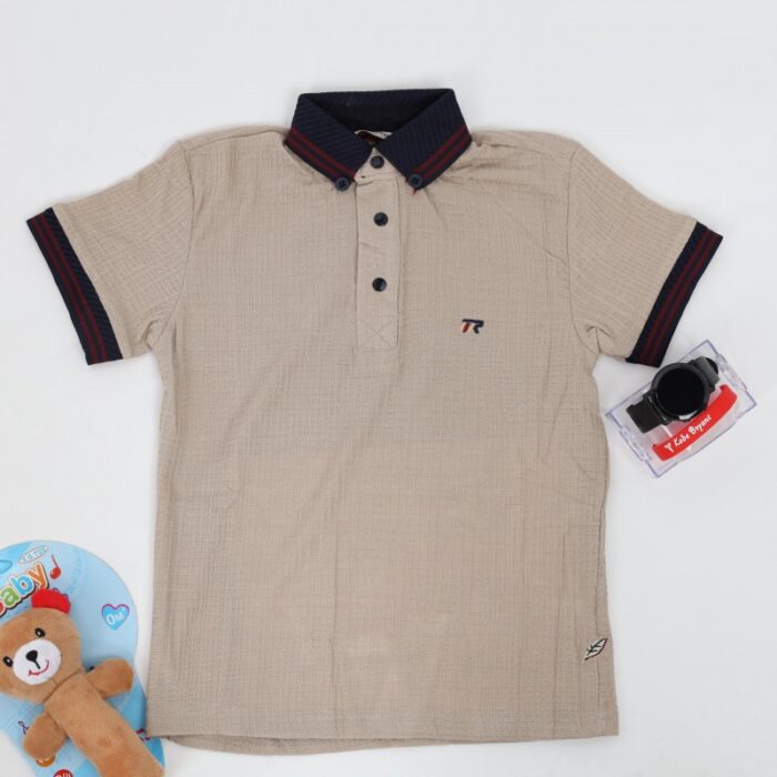 ⁦بلوز بتصميم قبه لون بيج⁩ - الصورة ⁦2⁩