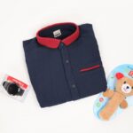 ⁦قميص نصف كم ربس للأطفال لون كحلي⁩ - الصورة ⁦2⁩