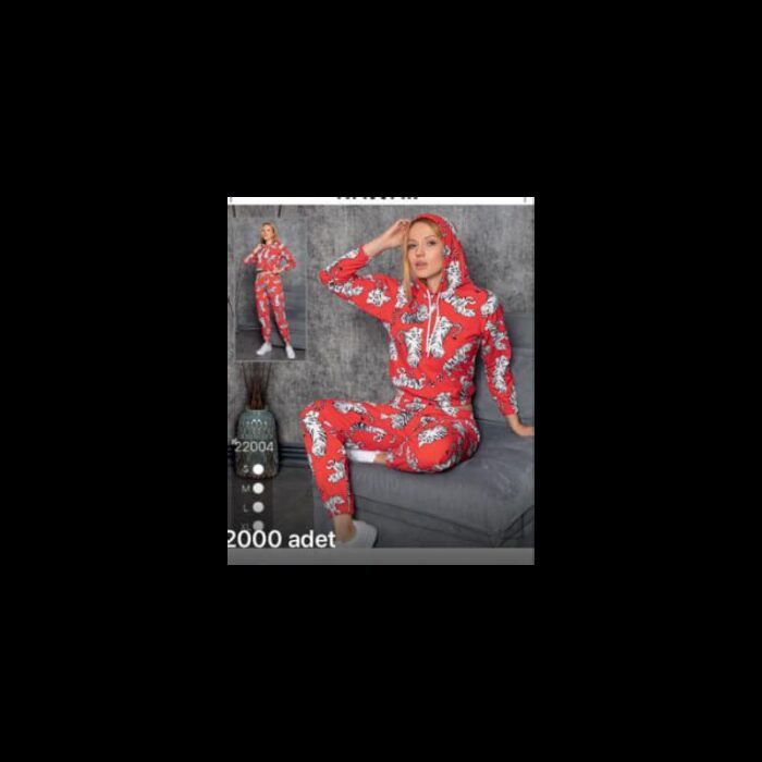 1033752245_67dc6c1d4f57c بجامة قطعتين مع هودي بتصميم رسومات نمر للنساء لون أحمر - الصورة 1