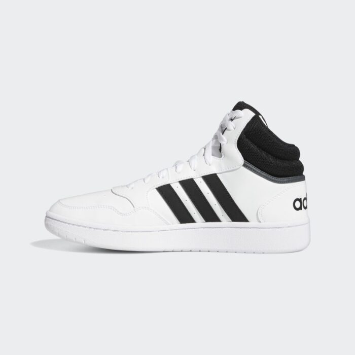 ⁦adidas Mens' Hoops 3.0 Mid Classic Vintage Shoes - White- حذاء اديداس هوبس 3.0 ميد كلاسيك للرجال لون ابيض⁩ - الصورة ⁦5⁩