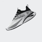 ⁦adidas Mens' Alphaboost V2 Shoes - White- حذاء اديداس الفا بوست في 2 للرجال لون أبيض⁩ - الصورة ⁦11⁩