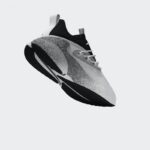 ⁦adidas Mens' Alphaboost V2 Shoes - White- حذاء اديداس الفا بوست في 2 للرجال لون أبيض⁩ - الصورة ⁦16⁩