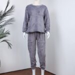 ⁦بجامة فرو بأكمام طويلة مخطط طولي للنساء لون سكني⁩ - الصورة ⁦3⁩