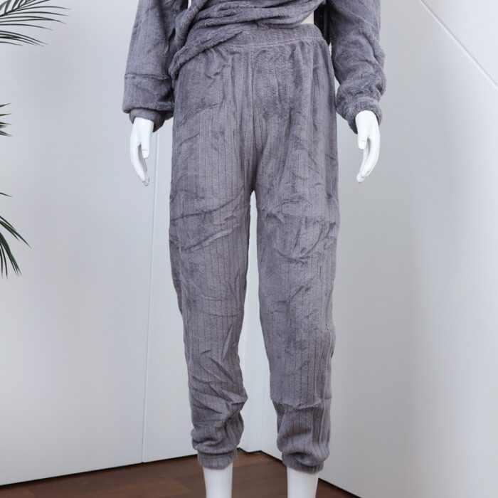 ⁦بجامة فرو بأكمام طويلة مخطط طولي للنساء لون سكني⁩ - الصورة ⁦9⁩