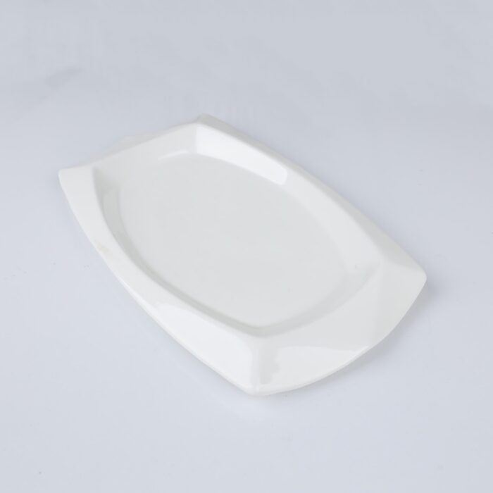 ⁦صحن بورسلان بتصميم شبه مستطيل حجم 30×18 سم لون أبيض⁩ - الصورة ⁦2⁩