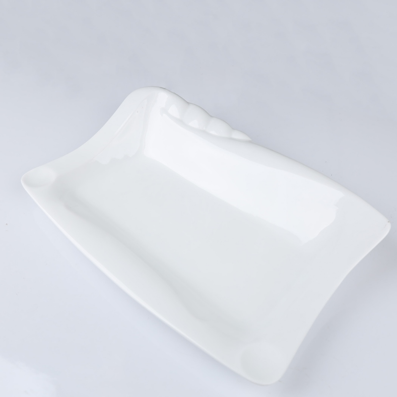 ⁦صحن بورسلان بتصميم شبه مستطيل حجم 37×27 سم لون أبيض⁩ - الصورة ⁦1⁩