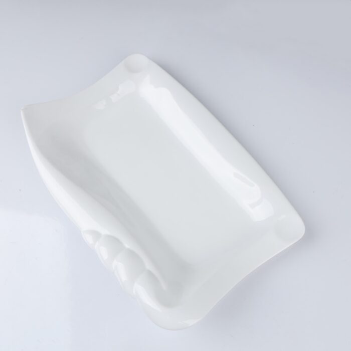 ⁦صحن بورسلان بتصميم شبه مستطيل حجم 37×27 سم لون أبيض⁩ - الصورة ⁦2⁩