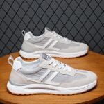 ⁦حذاء رياضي لون اوف وايت⁩ - الصورة ⁦2⁩