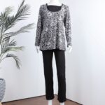 بجامة بأكمام طويلة بتصميم لون أسود وأبيض