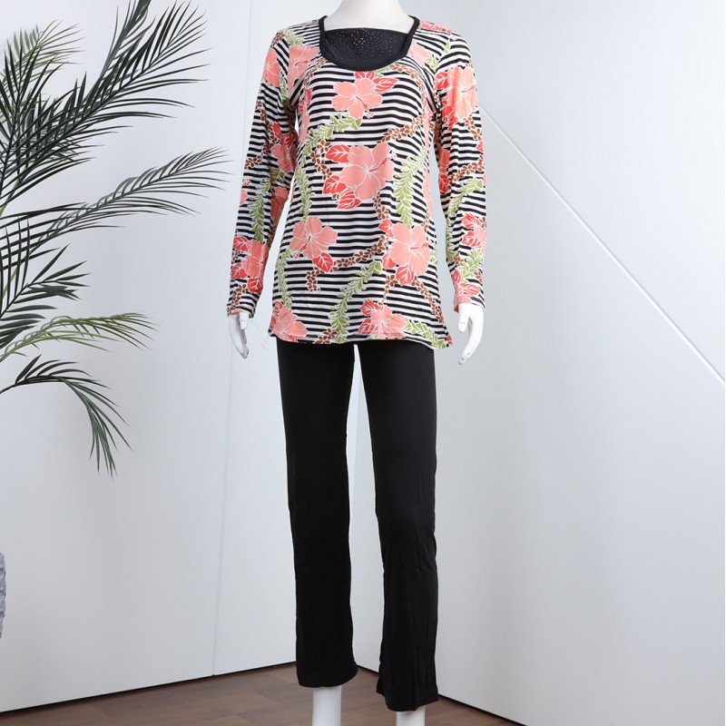 ⁦بجامة بأكمام طويلة بتصميم نقشة مغربية ورد مخطط عرضي لون برتقالي وأسود⁩ - الصورة ⁦1⁩