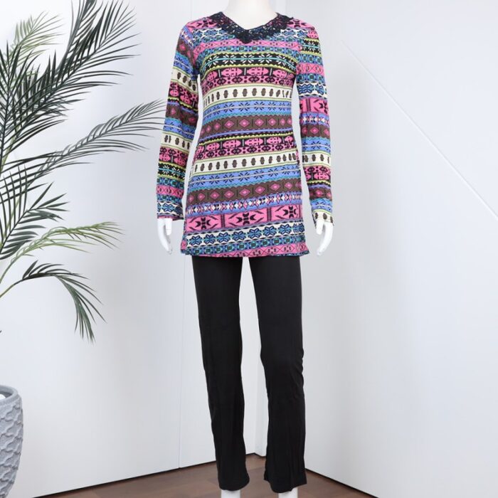 1033752951_67dc702c21a7c بجامة بأكمام طويلة بتصميم نقشة مغربية للنساء لون زهري غامق وأسود - الصورة 1