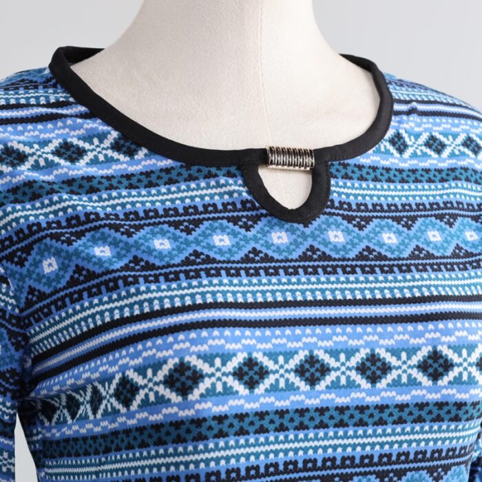 ⁦بجامة بأكمام طويلة بتصميم نقشة مغربية للنساء لون أزرق وأسود⁩ - الصورة ⁦5⁩