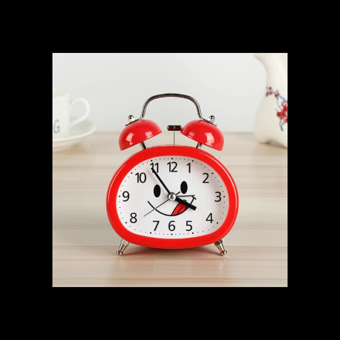 1033752988_67dc70485f951 ساعة منبه أنالوج كلاسيكية بجرس مزدوج لون أحمر - الصورة 1
