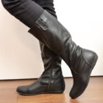 ⁦جزمة جلد ساق طويل للنساء لون أسود⁩ - الصورة ⁦11⁩