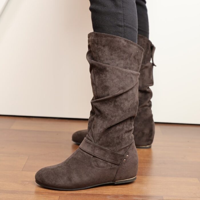 ⁦جزمة مخمل ساق طويل للنساء لون رمادي⁩ - الصورة ⁦10⁩