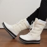 ⁦جزمة ساق  متوسط الطول للنساء لون أبيض⁩ - الصورة ⁦2⁩