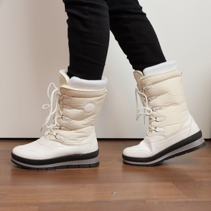 ⁦جزمة ساق  متوسط الطول للنساء لون أبيض⁩ - الصورة ⁦7⁩