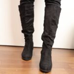 ⁦جزمة مخمل ساق طويل للنساء لون أسود⁩ - الصورة ⁦10⁩