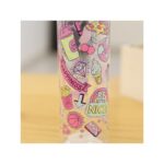 ⁦مطرة بلاستيك بغطاء معدني بتصميم رسومات سعة 450 مل⁩ - الصورة ⁦3⁩