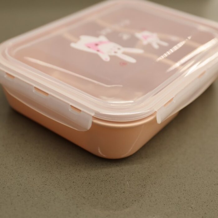 ⁦لانش بوكس بلاستيك مع ملعقة حجم 24×18 سم لون زهري⁩ - الصورة ⁦6⁩