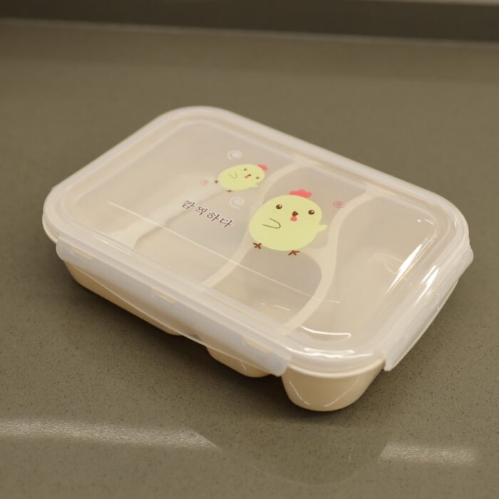 ⁦لانش بوكس بلاستيك مع ملعقة حجم 24×18 سم لون بيج⁩ - الصورة ⁦5⁩