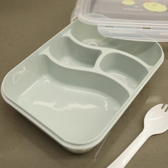 ⁦لانش بوكس بلاستيك مع ملعقة حجم 24×18 سم لون أخضر⁩ - الصورة ⁦8⁩