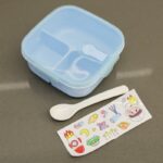 لانش بوكس بلاستيك مع ملعقة بتصميم مربع حجم 14.5×14.5 سم لون أزرق