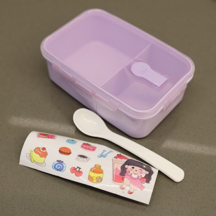 ⁦لانش بوكس بلاستيك مع ملعقة حجم 16.5×11 سم لون بنفسجي⁩ - الصورة ⁦2⁩