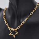 ⁦سلسال ذهبي بتصميم جنزير مع نجمة⁩ - الصورة ⁦2⁩