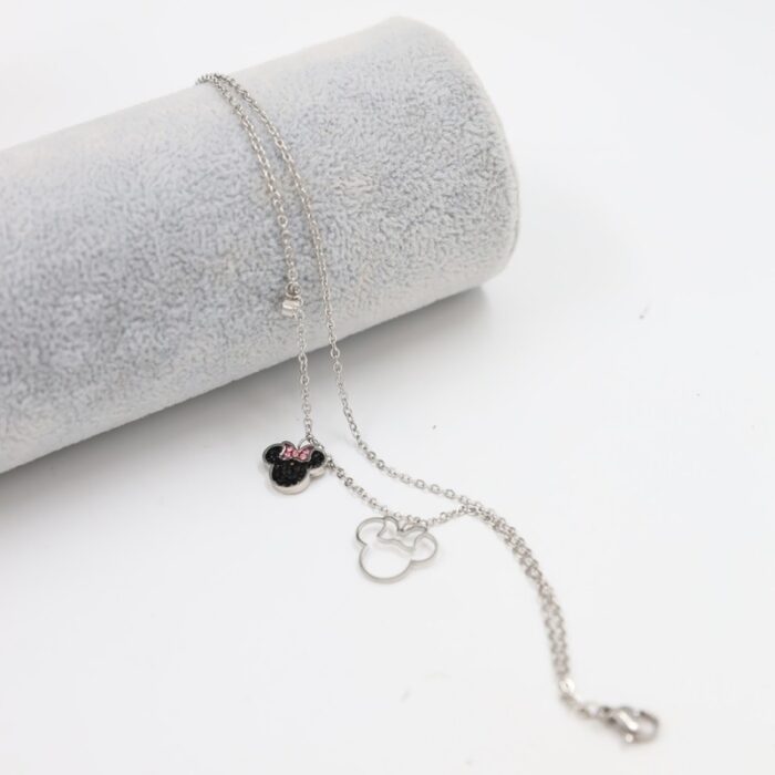 ⁦سلسال فضي طبقتين بتصميم ميكي ماوس⁩ - الصورة ⁦2⁩