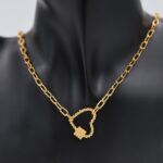 ⁦سلسال ذهبي بتصميم جنزير وقلب⁩ - الصورة ⁦2⁩
